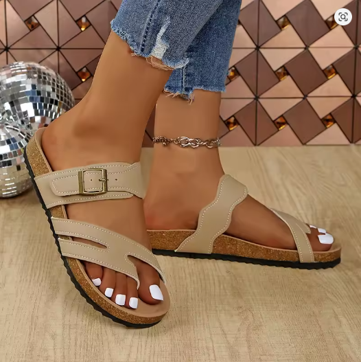 صندالة نسائي أنيق بلون البيج